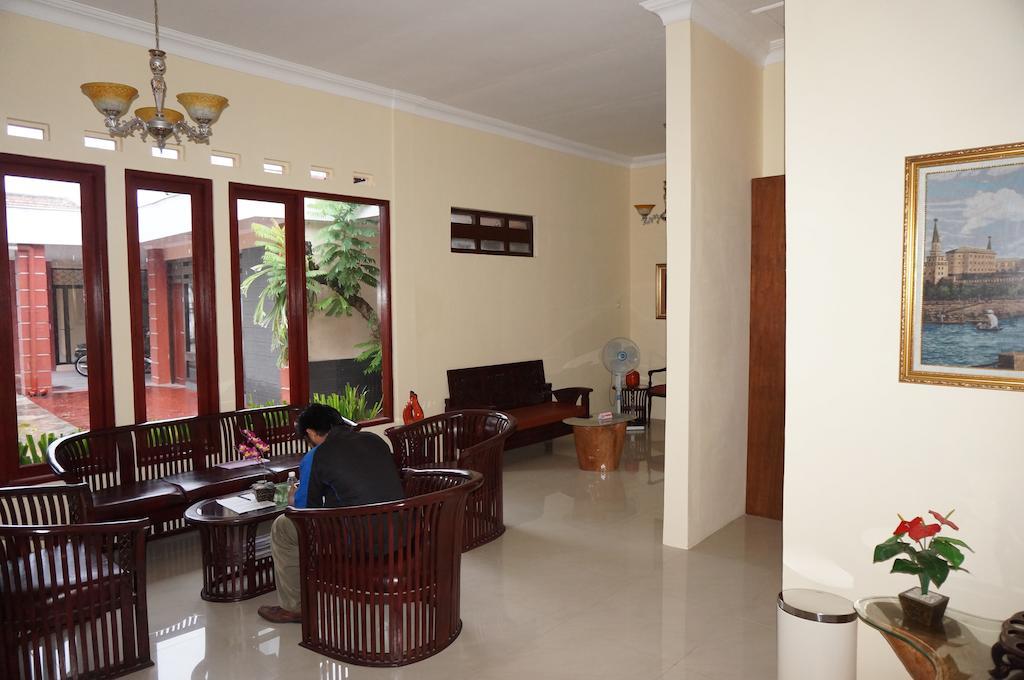 יוגיאקרטה 3C Familia Residence מראה חיצוני תמונה